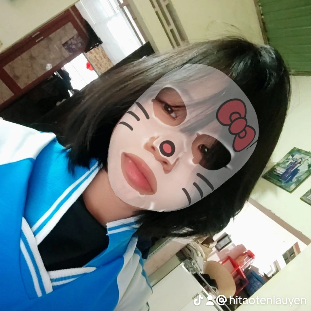 Uyên cute