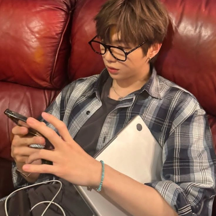 kang daniel 