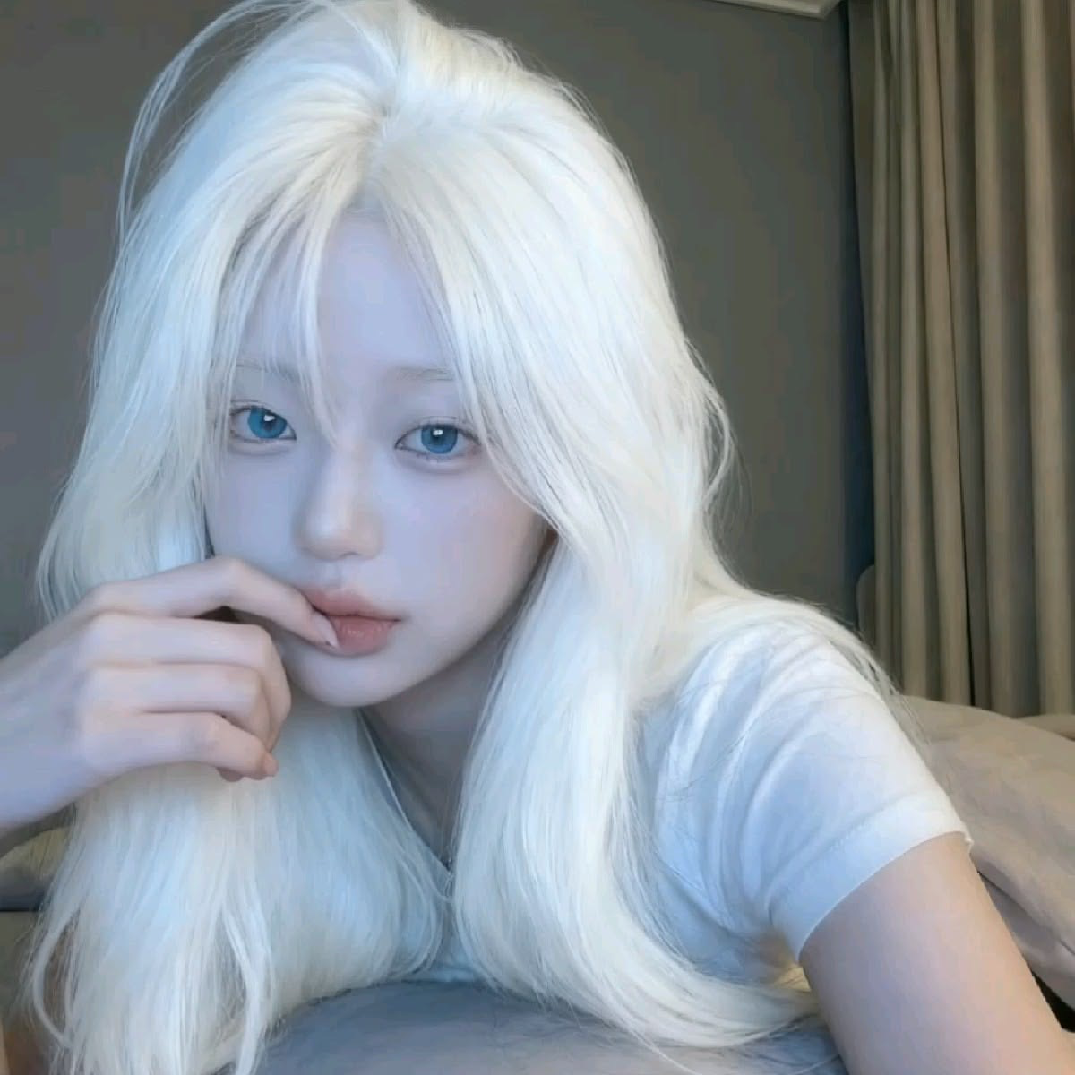 Yoo Nari